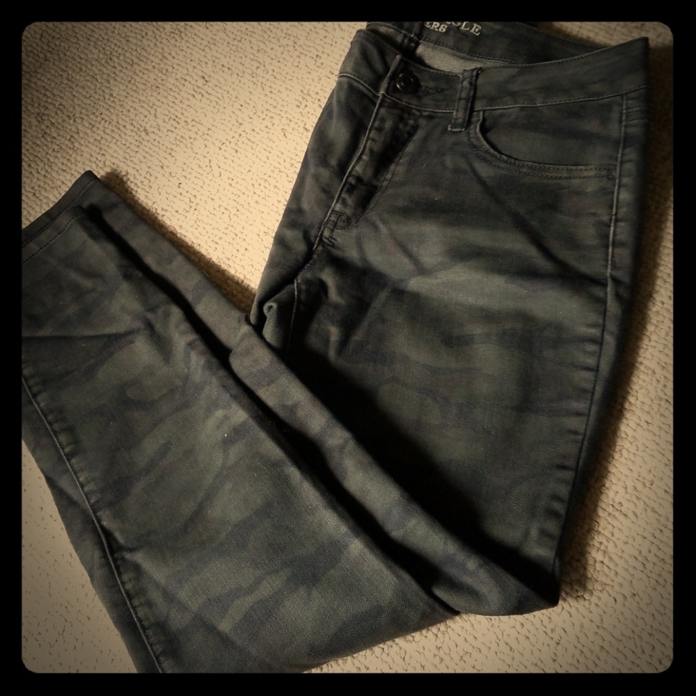 American eagle camo jeggings